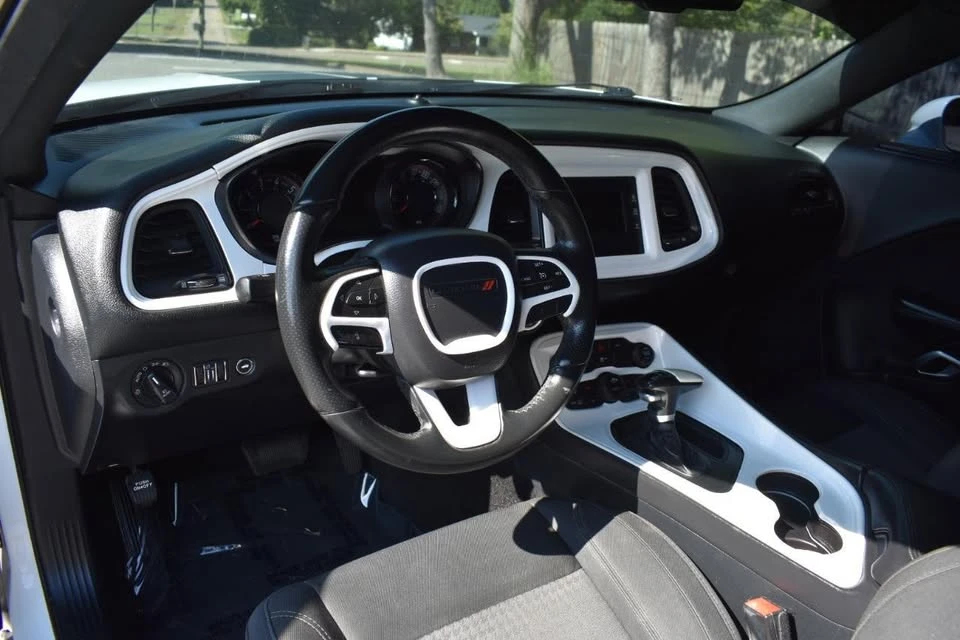 2016 Dodge Challenger 3rd Gen - Image 11 of 20