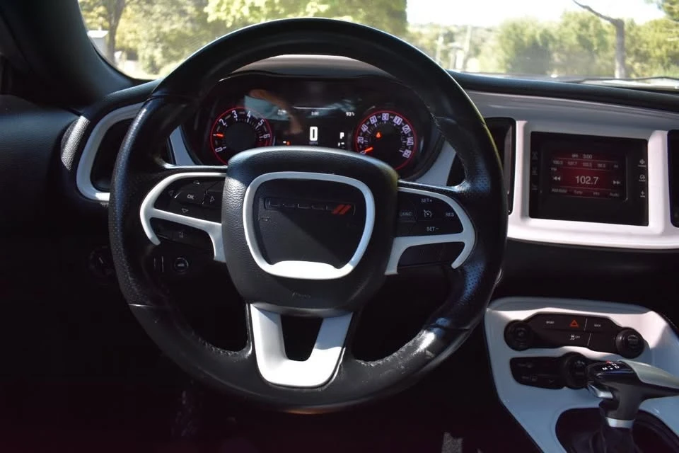 2016 Dodge Challenger 3rd Gen - Image 17 of 20