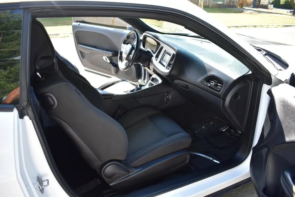 2016 Dodge Challenger 3rd Gen - Image 13 of 20