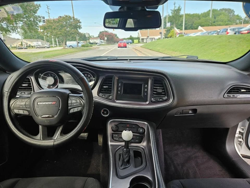 2016 Dodge Challenger 3rd Gen - Image 18 of 20
