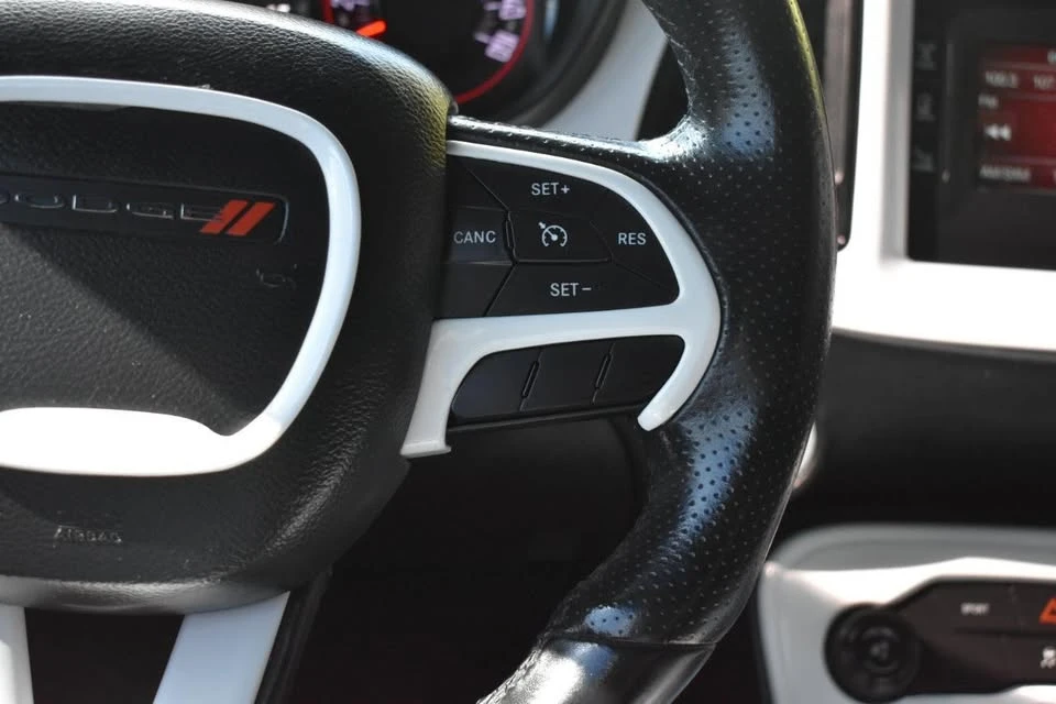 2016 Dodge Challenger 3rd Gen - Image 19 of 20