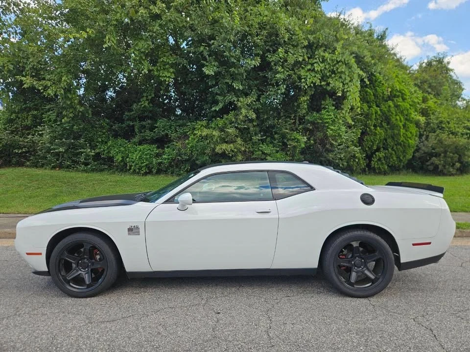 2016 Dodge Challenger 3rd Gen - Image 2 of 20