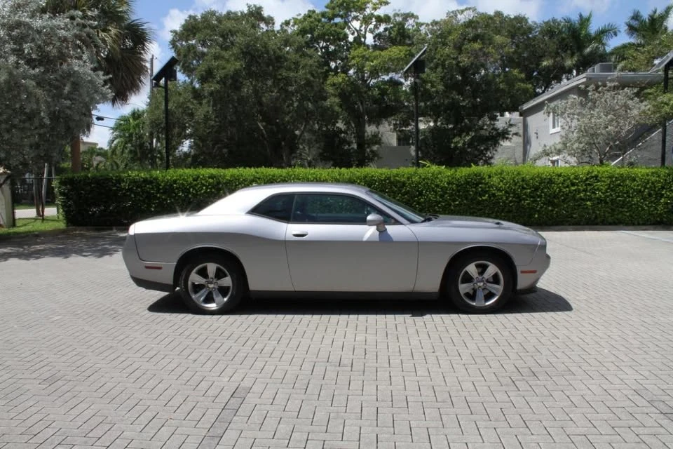 2016 Dodge Challenger 3rd Gen - Image 5 of 13