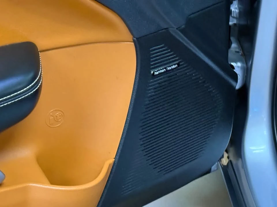 2016 Dodge Challenger 3rd Gen - Image 9 of 20