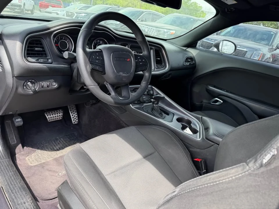 2016 Dodge Challenger 3rd Gen - Image 9 of 12