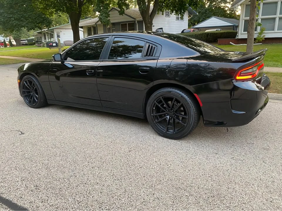 2016 Dodge Challenger 3rd Gen - Image 9 of 13