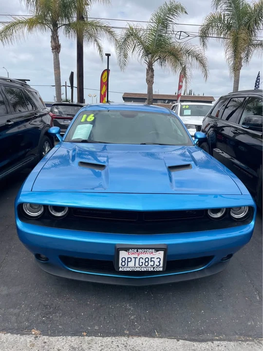 2016 Dodge Challenger 3rd Gen - Image 2 of 3
