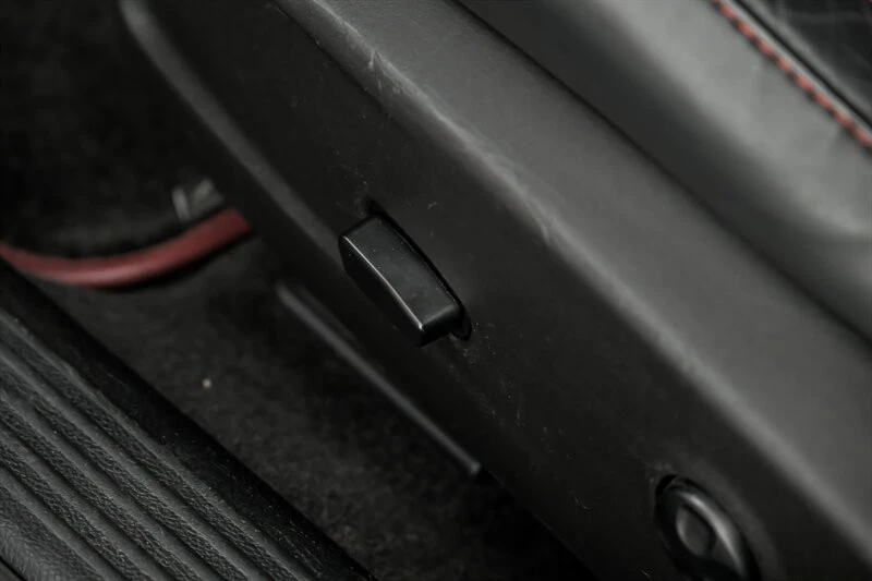 2016 Dodge Challenger 3rd Gen - Image 20 of 28