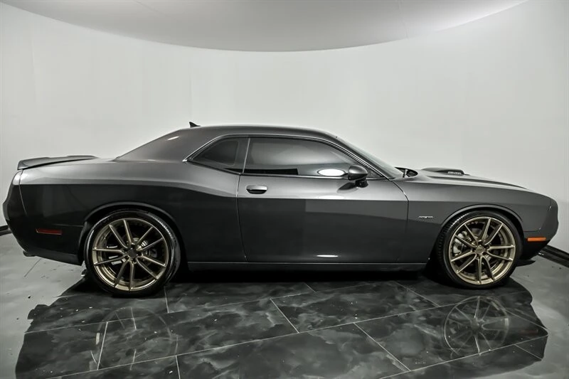 2016 Dodge Challenger 3rd Gen - Image 10 of 28