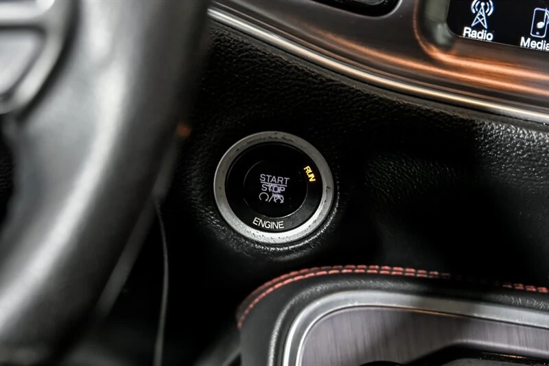 2016 Dodge Challenger 3rd Gen - Image 23 of 28