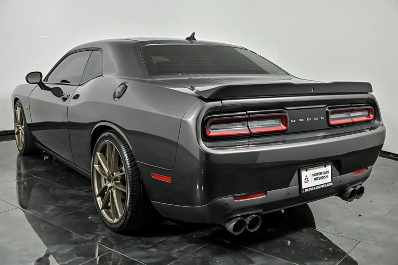 2016 Dodge Challenger 3rd Gen - Image 7 of 28