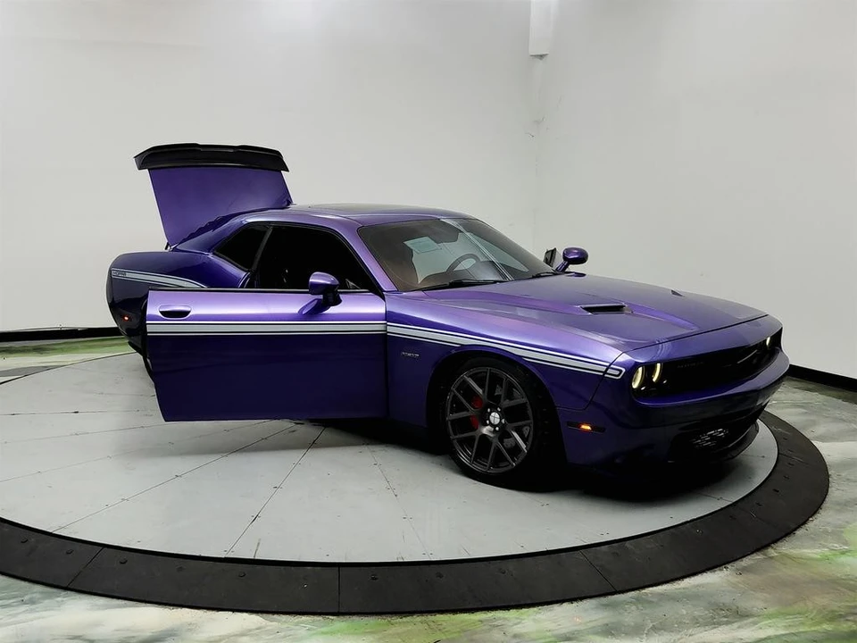 2016 Dodge Challenger 3rd Gen - Image 10 of 31