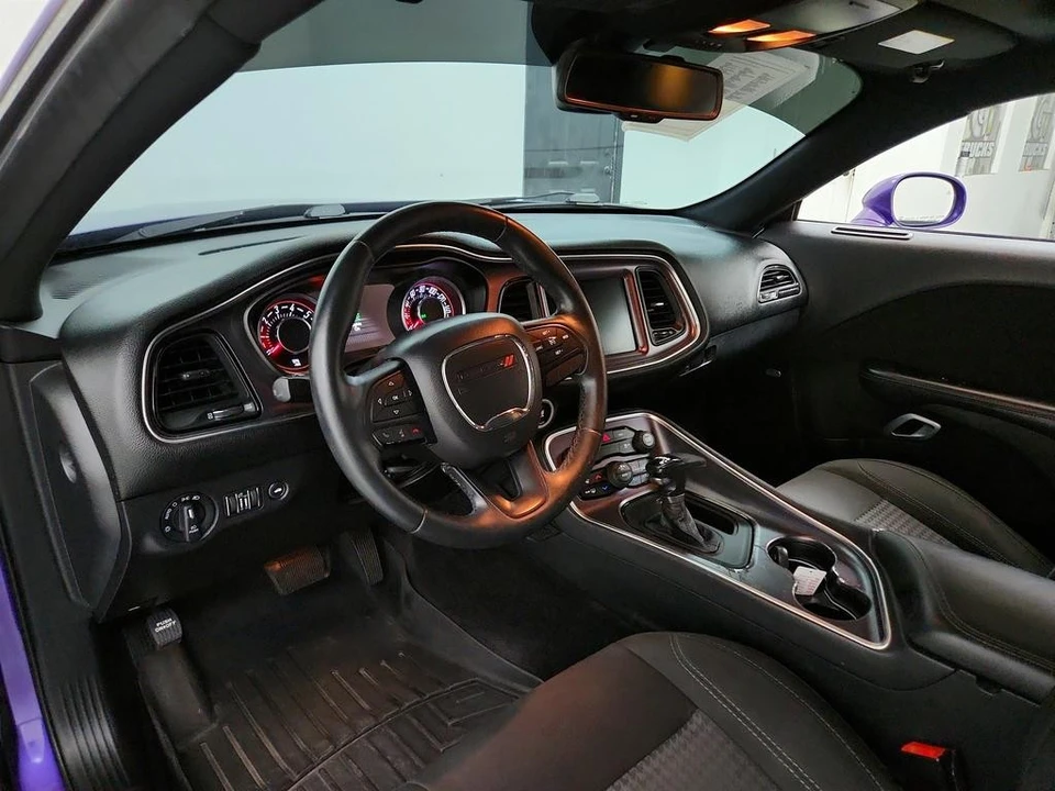 2016 Dodge Challenger 3rd Gen - Image 13 of 31