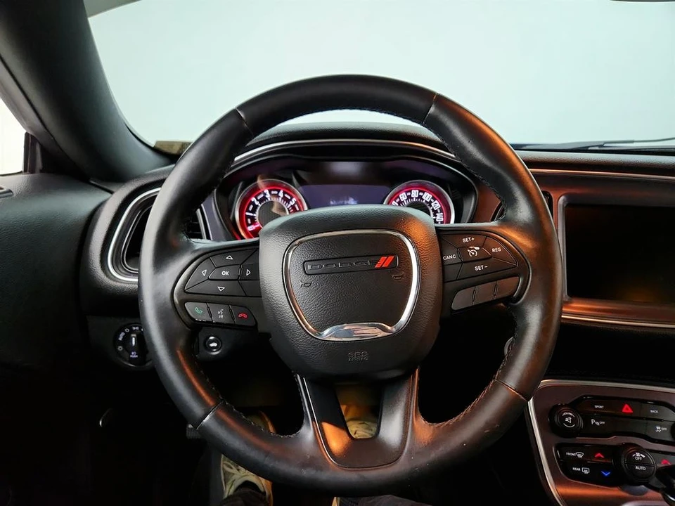 2016 Dodge Challenger 3rd Gen - Image 17 of 31