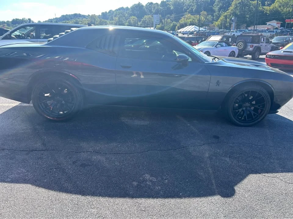 2016 Dodge Challenger 3rd Gen - Image 3 of 13