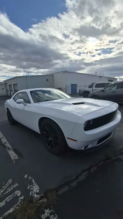 2016 Dodge Challenger 3rd Gen - Image 4 of 11