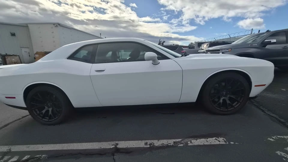 2016 Dodge Challenger 3rd Gen - Image 5 of 11