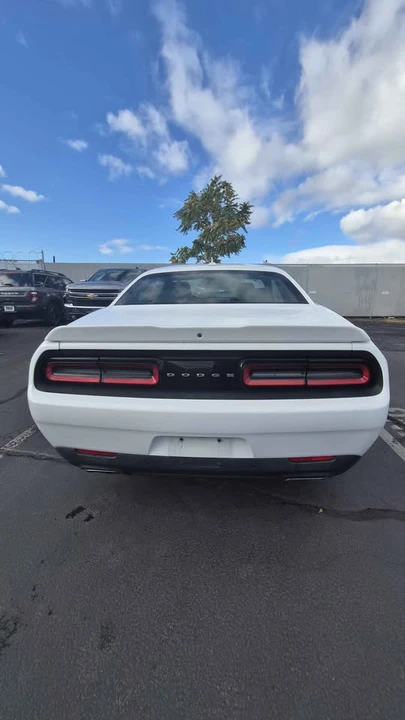 2016 Dodge Challenger 3rd Gen - Image 7 of 11