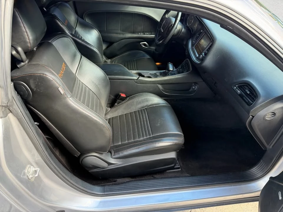 2016 Dodge Challenger 3rd Gen - Image 5 of 8