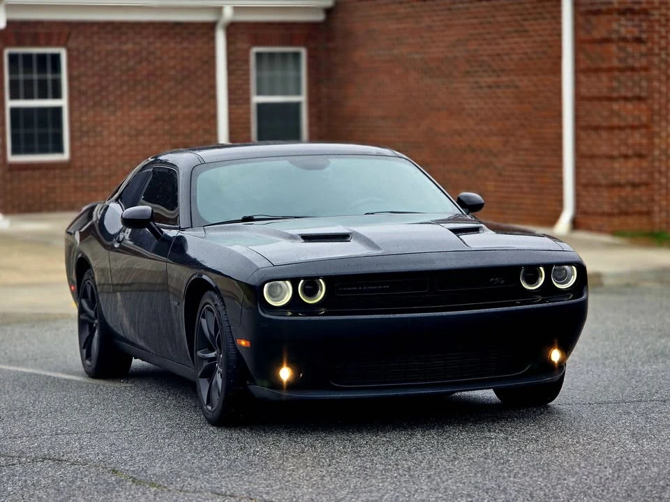 2016 Dodge Challenger 3rd Gen - Image 9 of 17