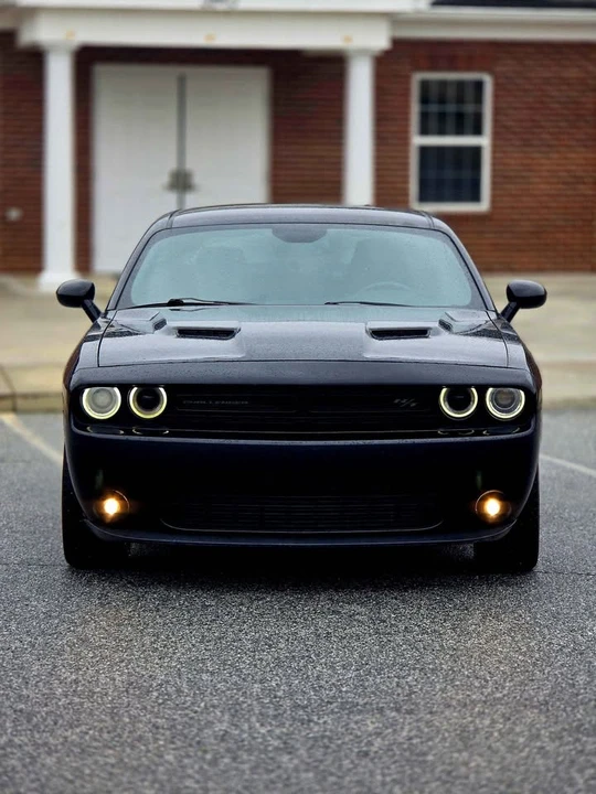 2016 Dodge Challenger 3rd Gen - Image 2 of 17