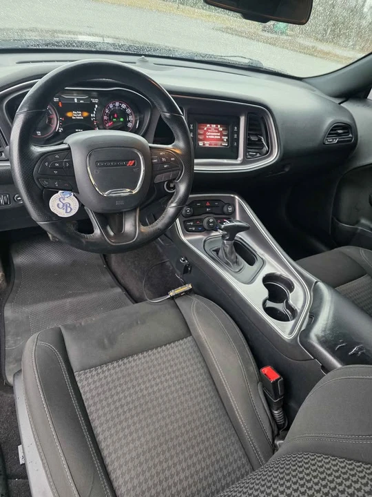 2016 Dodge Challenger 3rd Gen - Image 14 of 17