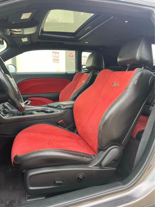 2016 Dodge Challenger 3rd Gen - Image 9 of 14