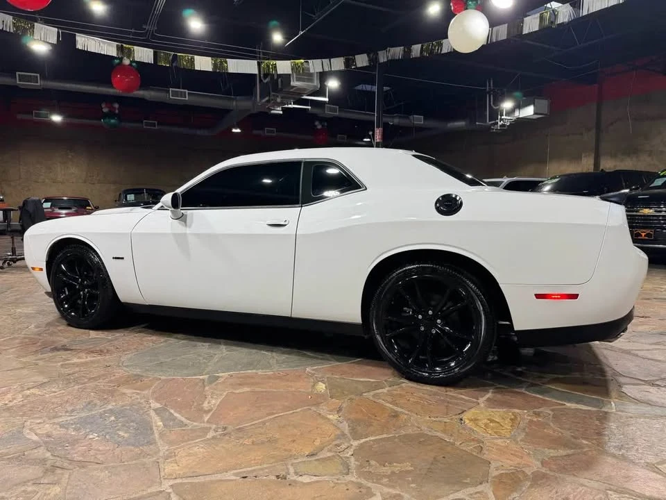 2016 Dodge Challenger 3rd Gen - Image 4 of 5