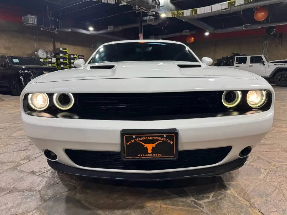 2016 Dodge Challenger 3rd Gen - Image 2 of 5