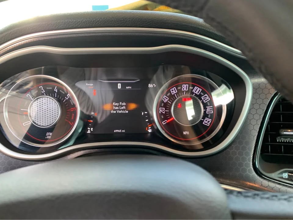 2016 Dodge Challenger 3rd Gen - Image 4 of 8