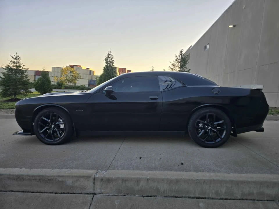 2016 Dodge Challenger 3rd Gen - Image 9 of 18