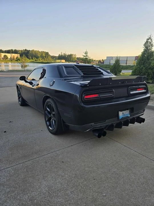 2016 Dodge Challenger 3rd Gen - Image 8 of 18