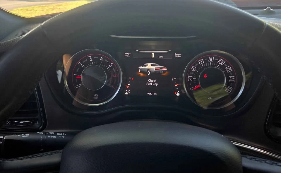 2016 Dodge Challenger 3rd Gen - Image 17 of 19