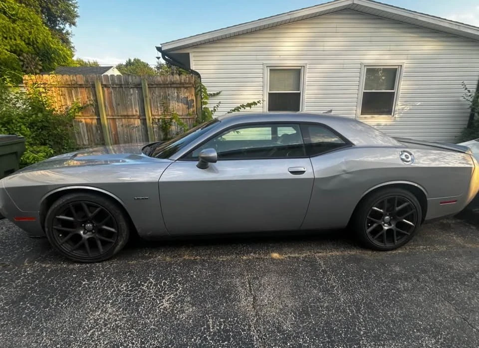 2016 Dodge Challenger 3rd Gen - Image 2 of 6
