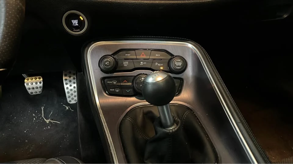 2016 Dodge Challenger 3rd Gen - Image 8 of 15