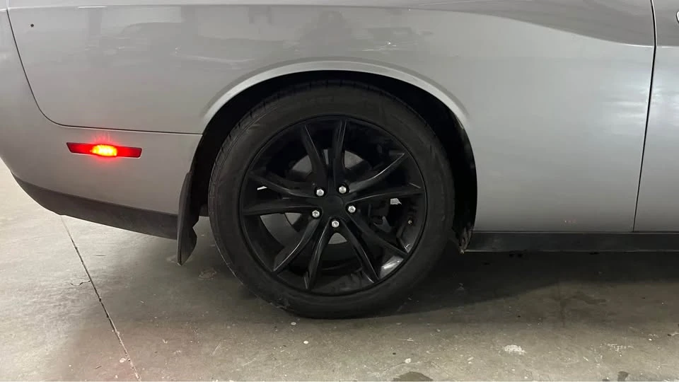 2016 Dodge Challenger 3rd Gen - Image 14 of 15