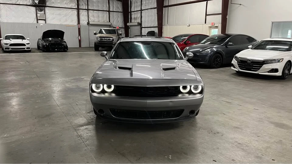 2016 Dodge Challenger 3rd Gen - Image 2 of 15
