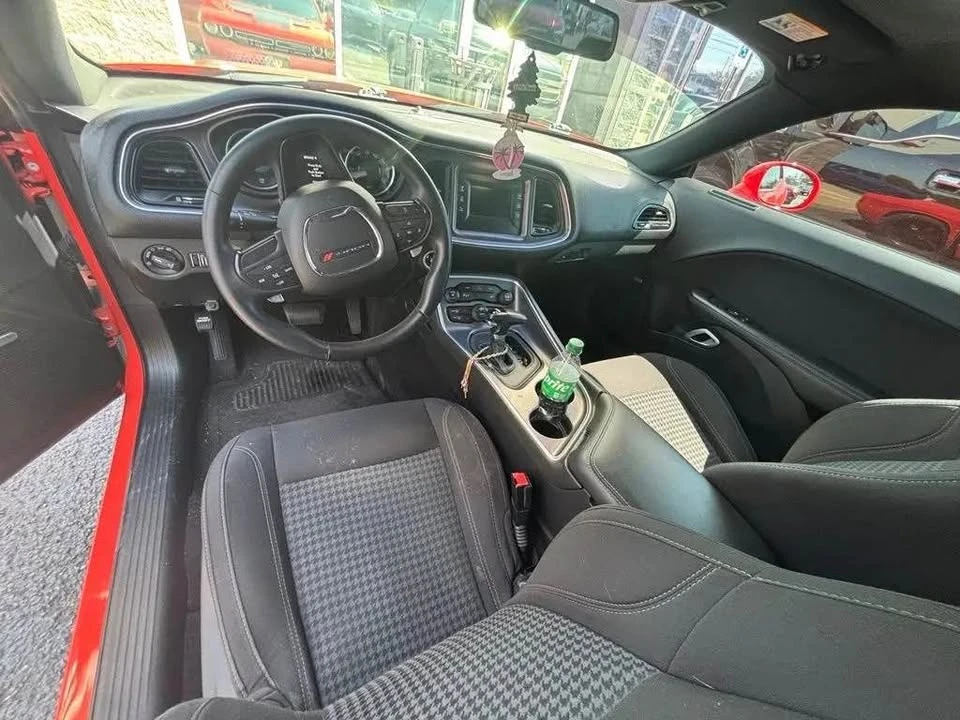 2016 Dodge Challenger 3rd Gen - Image 5 of 5