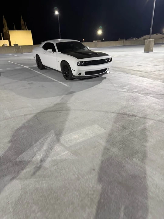 2016 Dodge Challenger 3rd Gen - Image 9 of 9