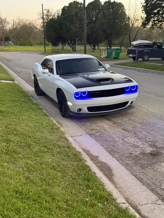 2016 Dodge Challenger 3rd Gen - Image 3 of 9