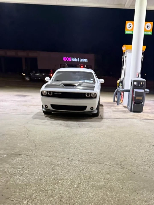2016 Dodge Challenger 3rd Gen - Image 5 of 9