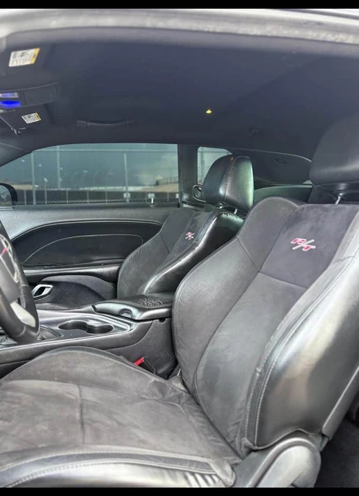 2016 Dodge Challenger 3rd Gen - Image 7 of 8