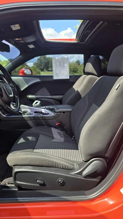2016 Dodge Challenger 3rd Gen - Image 4 of 11