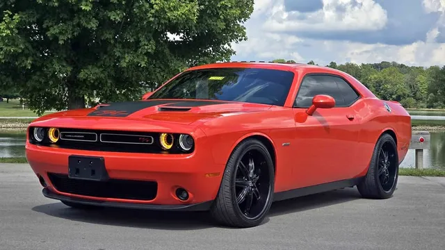 2016 Dodge Challenger R/T Coupe 2D