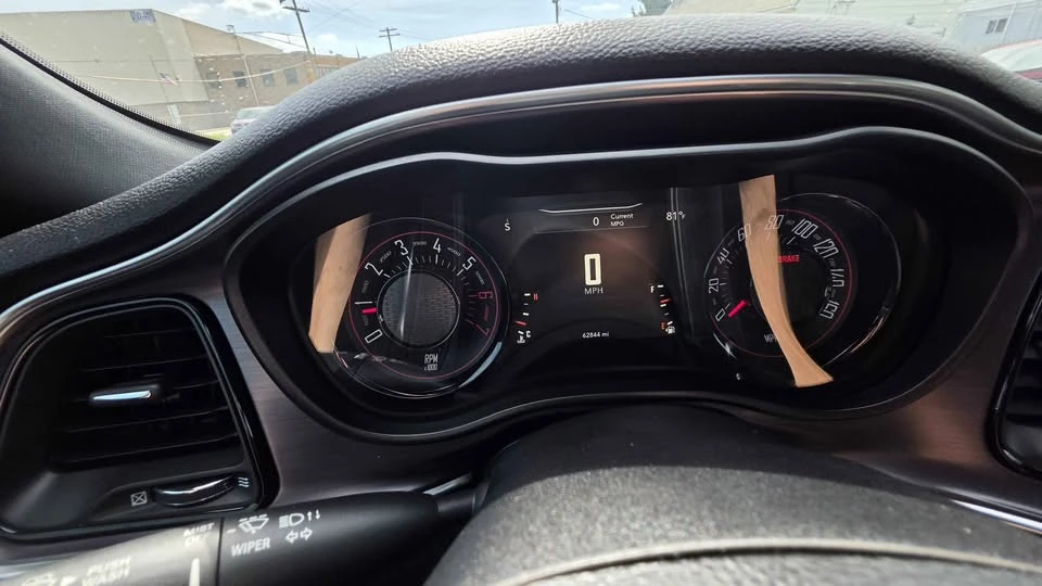 2016 Dodge Challenger 3rd Gen - Image 16 of 18