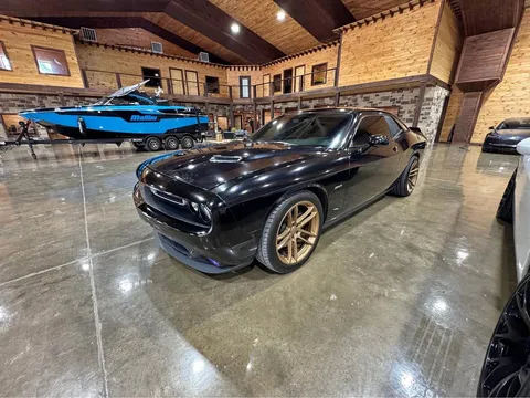 2016 Dodge Challenger R/T Coupe 2D