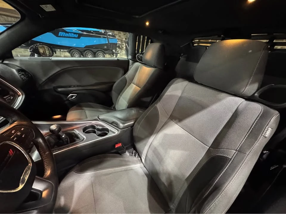 2016 Dodge Challenger 3rd Gen - Image 9 of 12