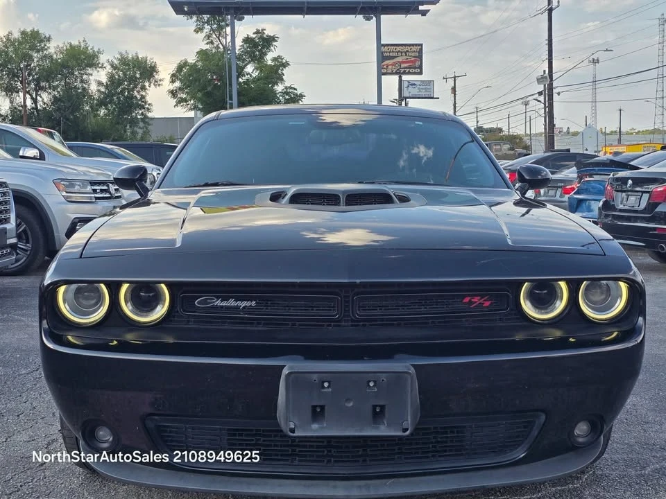2016 Dodge Challenger 3rd Gen - Image 2 of 17