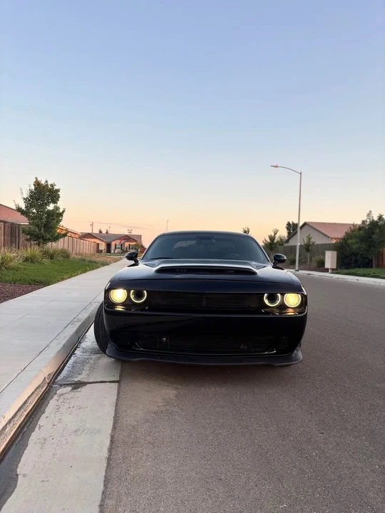 2016 Dodge Challenger 3rd Gen - Image 2 of 7