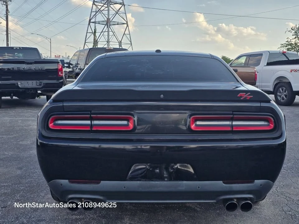 2016 Dodge Challenger 3rd Gen - Image 16 of 17